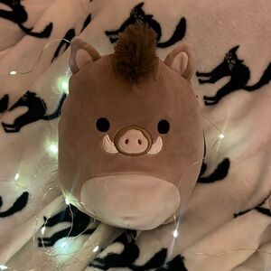 Squishmallow Warren the Boar with Tail 7 Inch Wild Life Squad